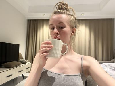prettysinn's profile picture