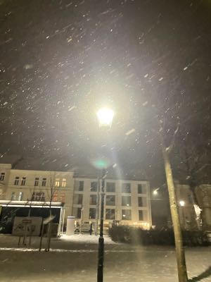 listeningdiva's profile picture